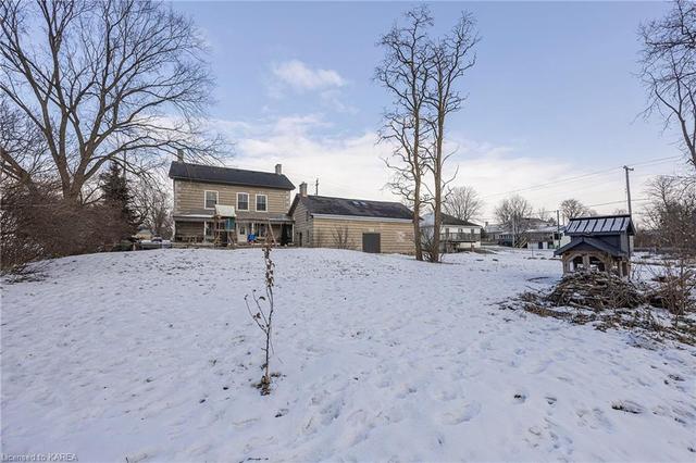 3981 Harrowsmith Road, House detached with 6 bedrooms, 2 bathrooms and 6 parking in South Frontenac ON | Image 48