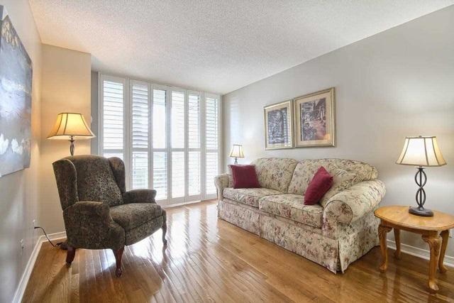 312 - 350 Red Maple Rd, Condo with 1 bedrooms, 1 bathrooms and 1 parking in Richmond Hill ON | Image 4