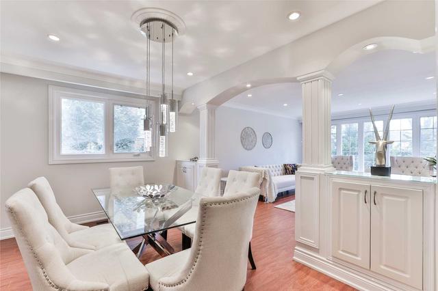 111 Bannatyne Dr, House detached with 5 bedrooms, 3 bathrooms and 4 parking in Toronto ON | Image 19