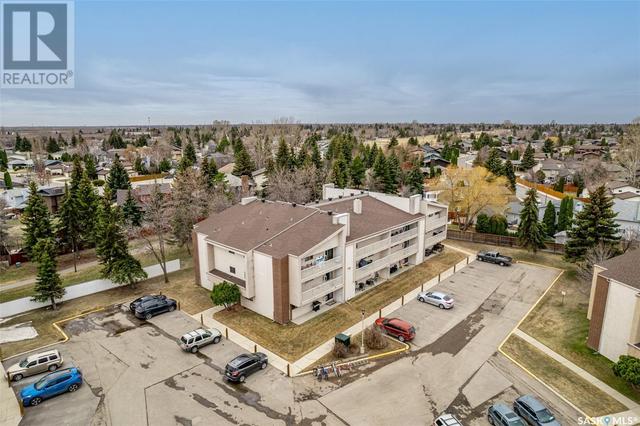 738 - 310 Stillwater Drive, Condo with 2 bedrooms, 1 bathrooms and null parking in Saskatoon SK | Image 1