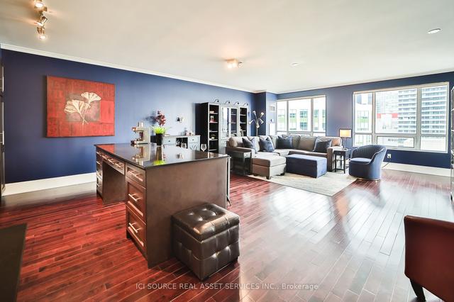 2104 - 20 Blue Jays Way, Condo with 2 bedrooms, 2 bathrooms and 2 parking in Toronto ON | Image 1