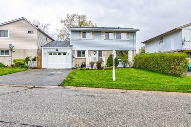 22 Grand Rapids Sq, House detached with 3 bedrooms, 2 bathrooms and 5 parking in Brampton ON | Image 12