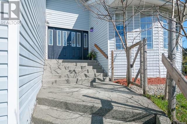 3101 Mcnaughton Ave, House detached with 4 bedrooms, 3 bathrooms and 2 parking in Port Alberni BC | Image 3