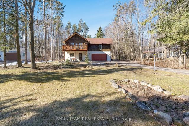 50 Cathedral Pines Rd, House detached with 3 bedrooms, 3 bathrooms and 14 parking in Oro Medonte ON | Image 12