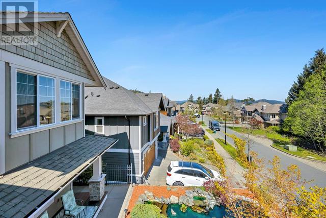 1153 Deerview Pl, House detached with 6 bedrooms, 3 bathrooms and 4 parking in Langford BC | Image 45