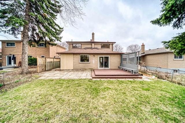58 Sonmore Dr, House detached with 4 bedrooms, 3 bathrooms and 5 parking in Toronto ON | Image 29