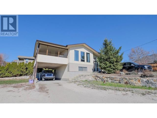 1584 Highway 33 E, House detached with 4 bedrooms, 2 bathrooms and 20 parking in Kelowna BC | Image 42