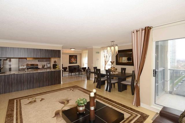 1003 - 50 Disera Dr, Condo with 2 bedrooms, 2 bathrooms and 2 parking in Vaughan ON | Image 7