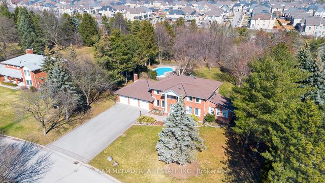 8 Huttonville Dr, House detached with 4 bedrooms, 3 bathrooms and 12 parking in Brampton ON | Image 37