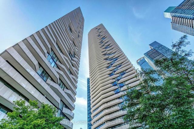 6508 - 100 Harbour St, Condo with 0 bedrooms, 1 bathrooms and 0 parking in Toronto ON | Image 14