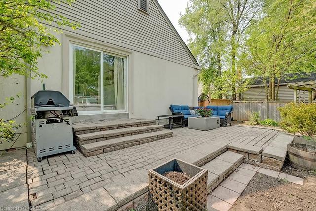 125 Elmwood Road, House detached with 2 bedrooms, 2 bathrooms and 4 parking in Oakville ON | Image 17