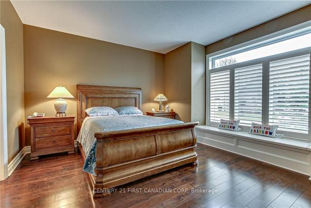 17 - 725 Eagletrace Dr, Condo with 2 bedrooms, 3 bathrooms and 4 parking in London ON | Image 13