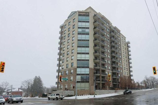 1001 - 223 Erb St W, Condo with 2 bedrooms, 2 bathrooms and 1 parking in Waterloo ON | Image 1