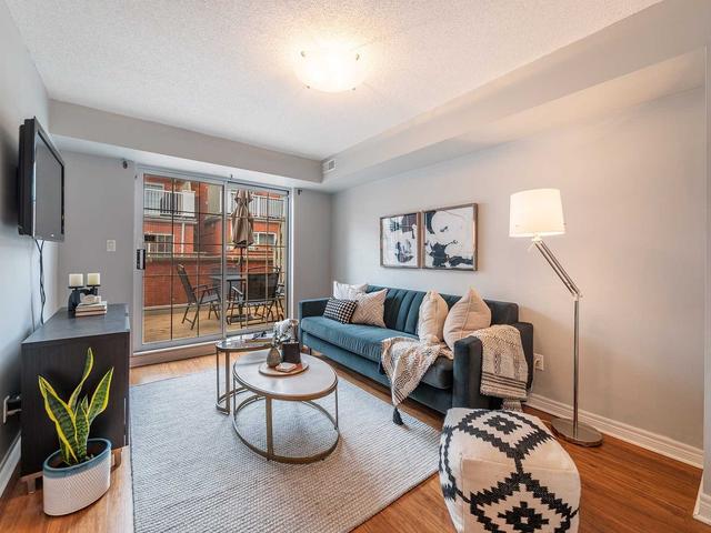 th4 - 126 Strachan Ave, Townhouse with 2 bedrooms, 2 bathrooms and 1 parking in Toronto ON | Image 2