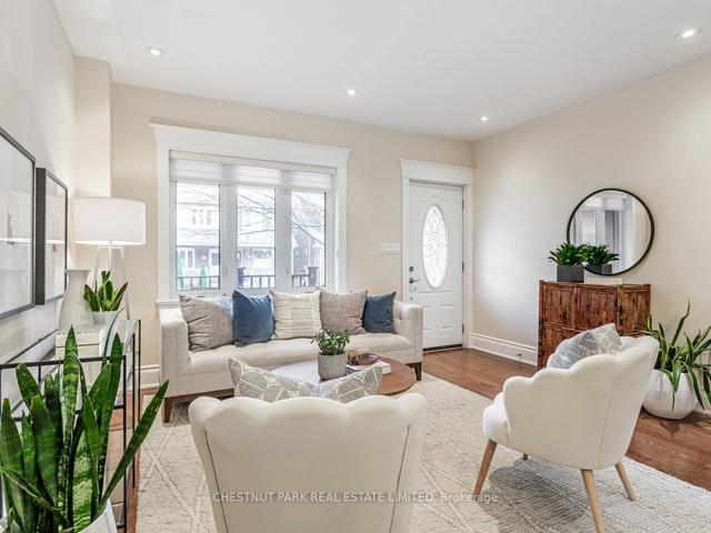 18 Taunton Rd, House semidetached with 2 bedrooms, 2 bathrooms and 1 parking in Toronto ON | Image 24