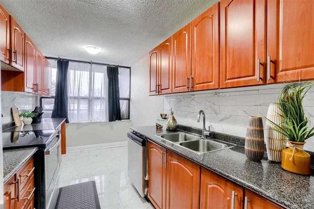 203 - 21 Knightsbridge Rd, Condo with 2 bedrooms, 1 bathrooms and 1 parking in Brampton ON | Image 8