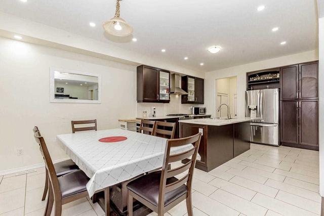 13 Fryent St, House detached with 4 bedrooms, 5 bathrooms and 6 parking in Brampton ON | Image 4