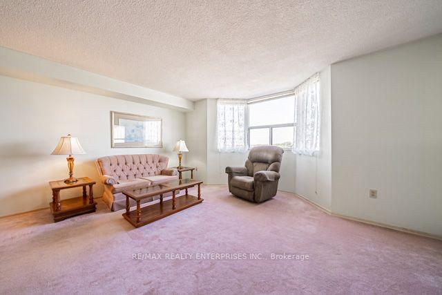 911 - 3845 Lake Shore Blvd, Condo with 3 bedrooms, 2 bathrooms and 2 parking in Toronto ON | Image 5