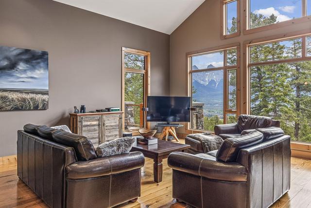 25 Juniper Ridge, House detached with 4 bedrooms, 5 bathrooms and 4 parking in Canmore AB | Image 11