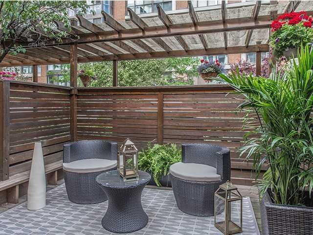 Th4 - 188 Spadina Ave, Townhouse with 3 bedrooms, 3 bathrooms and 1 parking in Toronto ON | Image 3