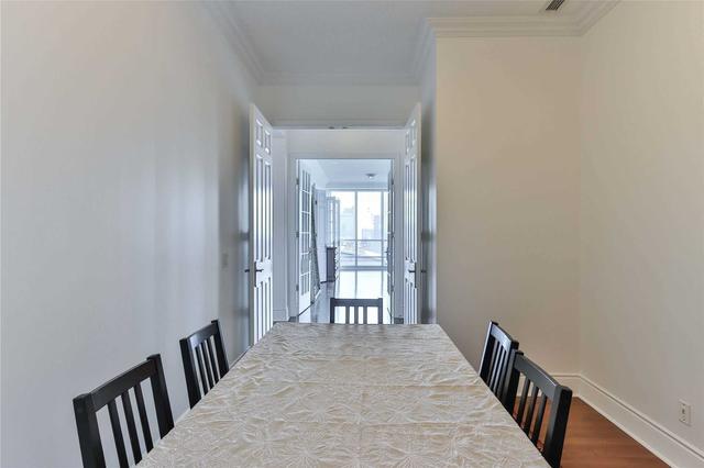 ph05 - 763 Bay St, Condo with 2 bedrooms, 3 bathrooms and 3 parking in Toronto ON | Image 18