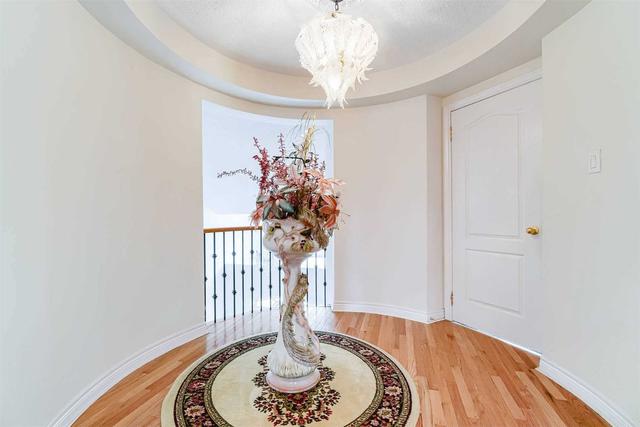 122 Valleycreek Dr, House detached with 4 bedrooms, 5 bathrooms and 7 parking in Brampton ON | Image 14