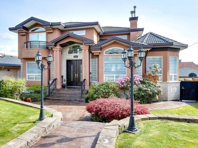 5020 Georgia Street, House detached with 6 bedrooms, 4 bathrooms and null parking in Burnaby BC | Card Image