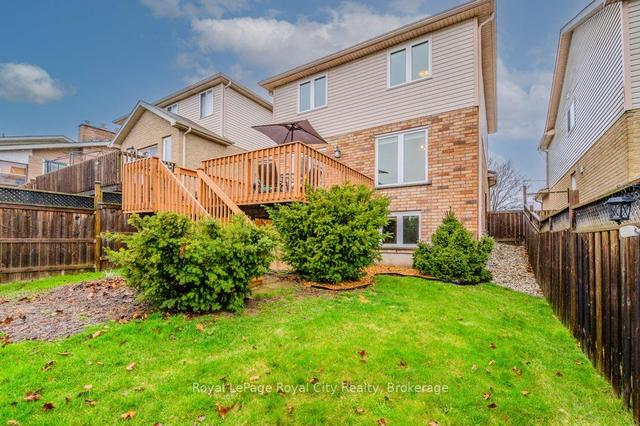 73 Fleming Rd, House attached with 3 bedrooms, 3 bathrooms and 3 parking in Guelph ON | Image 28
