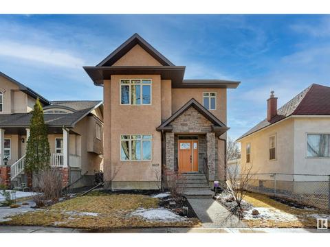 9637 81 Av Nw Nw, House detached with 4 bedrooms, 3 bathrooms and 5 parking in Edmonton AB | Card Image