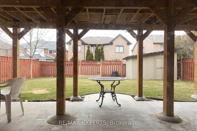 5830 Fieldon Rd, House detached with 1 bedrooms, 1 bathrooms and 2 parking in Mississauga ON | Image 3
