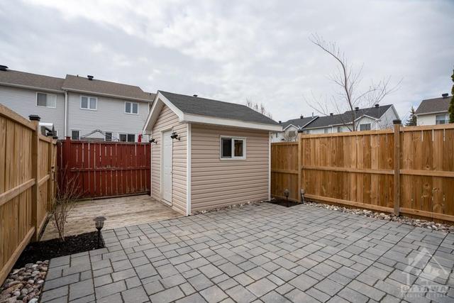 1618 Varennes Boulevard, Townhouse with 3 bedrooms, 2 bathrooms and 3 parking in Ottawa ON | Image 25