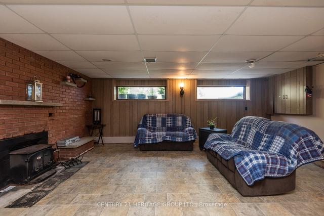 33712 Highway 17 W, House detached with 3 bedrooms, 3 bathrooms and 6 parking in Ottawa ON | Image 33