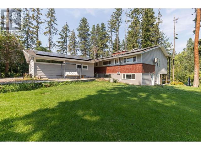 2455 Maquinna Road, House detached with 6 bedrooms, 4 bathrooms and 4 parking in Kelowna BC | Image 40