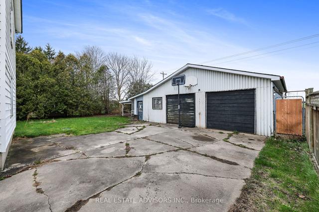 39 Dufferin St, House detached with 3 bedrooms, 2 bathrooms and 10 parking in Brant ON | Image 30