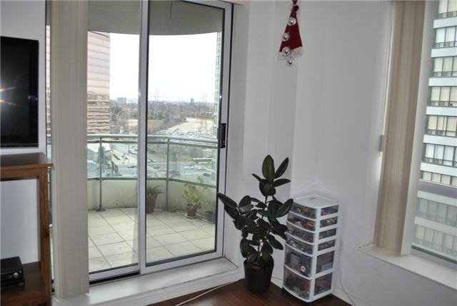 lph 08 - 8 Pemberton Ave, Condo with 2 bedrooms, 2 bathrooms and 1 parking in Toronto ON | Image 5