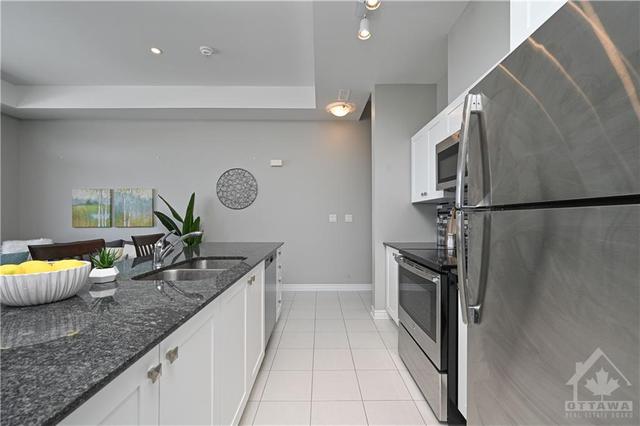 210 Terravita Private, House attached with 2 bedrooms, 2 bathrooms and 1 parking in Ottawa ON | Image 12