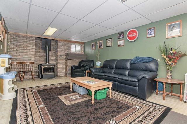 33 Storey Dr, House detached with 4 bedrooms, 2 bathrooms and 5 parking in Halton Hills ON | Image 19