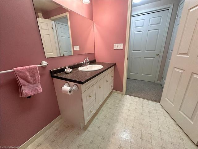 A 3-piece bathroom services the basement. | Image 27