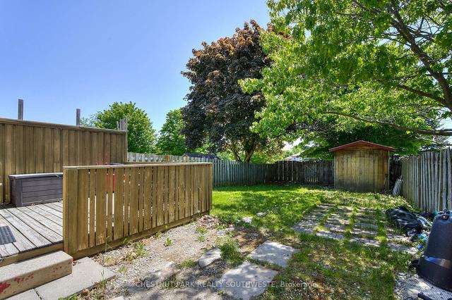 45 Folkstone Cres, House semidetached with 3 bedrooms, 2 bathrooms and 2 parking in Kitchener ON | Image 11