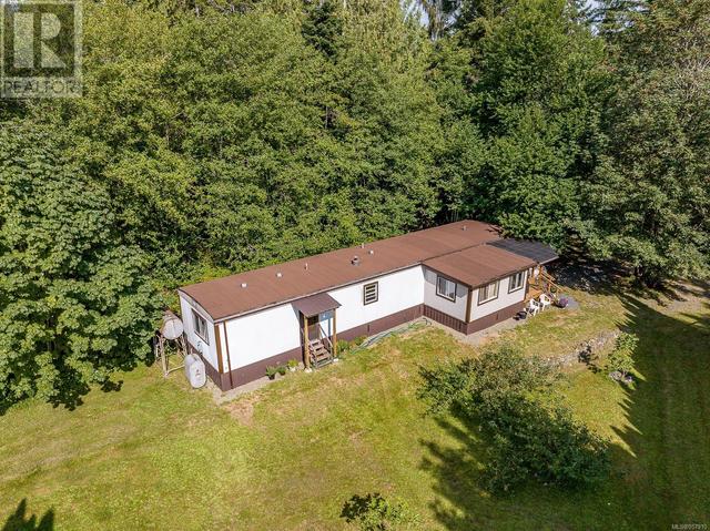 8185 Island Hwy S, House detached with 4 bedrooms, 4 bathrooms and 6 parking in Comox Valley A BC | Image 45