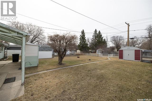 307 6th Avenue E, House detached with 2 bedrooms, 1 bathrooms and null parking in Watrous SK | Image 41