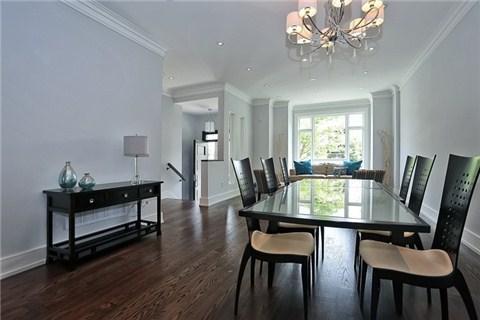 686 Balliol St, House detached with 5 bedrooms, 5 bathrooms and 2 parking in Toronto ON | Image 2