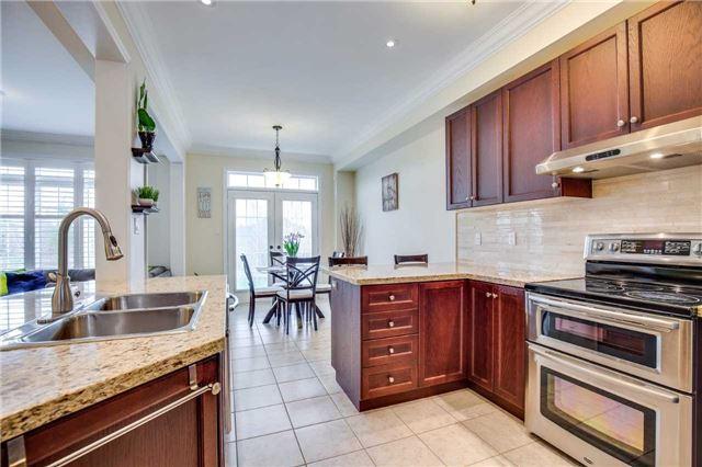Unit 12 - 255 Paradelle Dr, House attached with 3 bedrooms, 3 bathrooms and 2 parking in Richmond Hill ON | Image 10