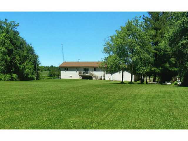 8561 Main St, House detached with 4 bedrooms, 2 bathrooms and null parking in Penetanguishene ON | Image 5