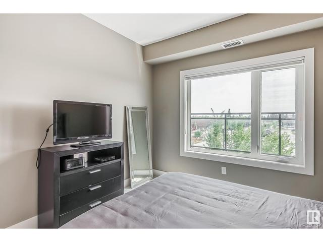 327 - 524 Griesbach Pr Nw, Condo with 2 bedrooms, 2 bathrooms and 1 parking in Edmonton AB | Image 31