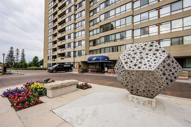 2010 - 255 Bamburgh Circ, Condo with 2 bedrooms, 2 bathrooms and 1 parking in Toronto ON | Image 12