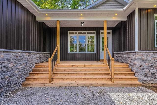 112 Stanley Rd, House detached with 3 bedrooms, 2 bathrooms and 6 parking in Kawartha Lakes ON | Image 12