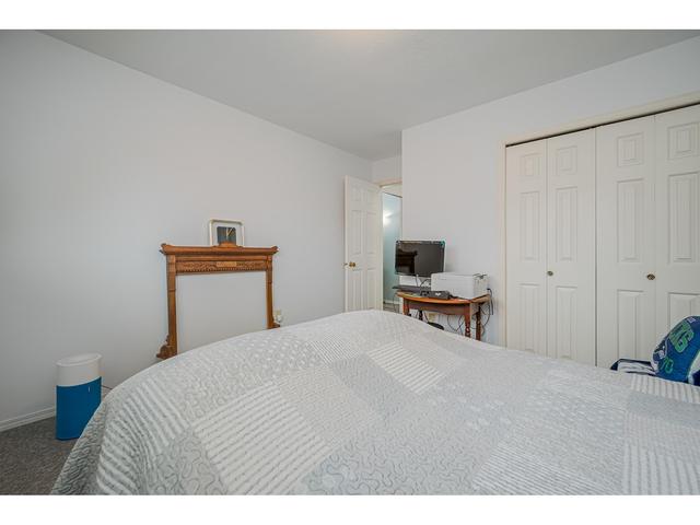 32 - 6467 197 Street, House attached with 3 bedrooms, 2 bathrooms and 2 parking in Langley BC | Image 28