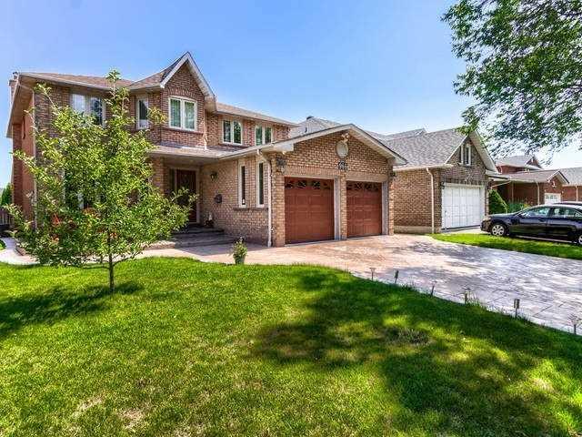 966 Silversmith Dr, House detached with 4 bedrooms, 4 bathrooms and 6 parking in Mississauga ON | Image 12