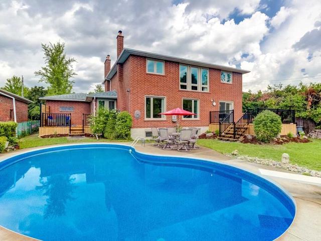 85 Sweeney Dr, House detached with 4 bedrooms, 4 bathrooms and 6 parking in Toronto ON | Image 20